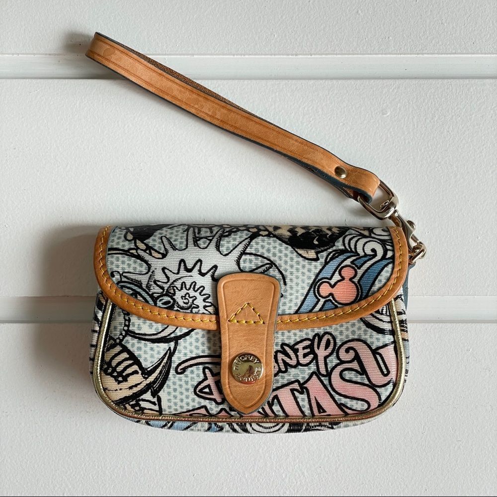 Dooney & Bourke Disney Cruise Line Fantasy Inaugural Sailing Tote Bag & Wristlet - Picture 10 of 16
